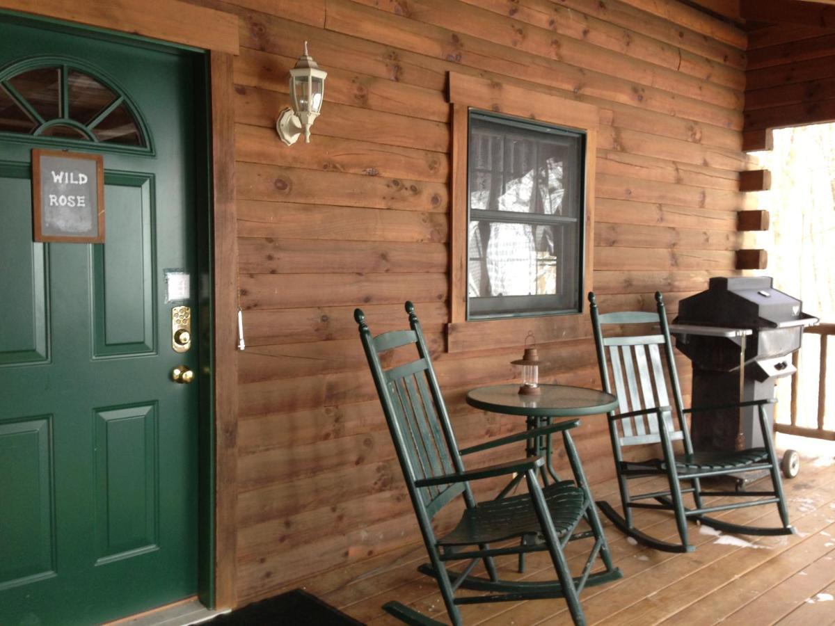 Wild Rose Cabin By Amish Country Lodging Millersburg Exterior foto