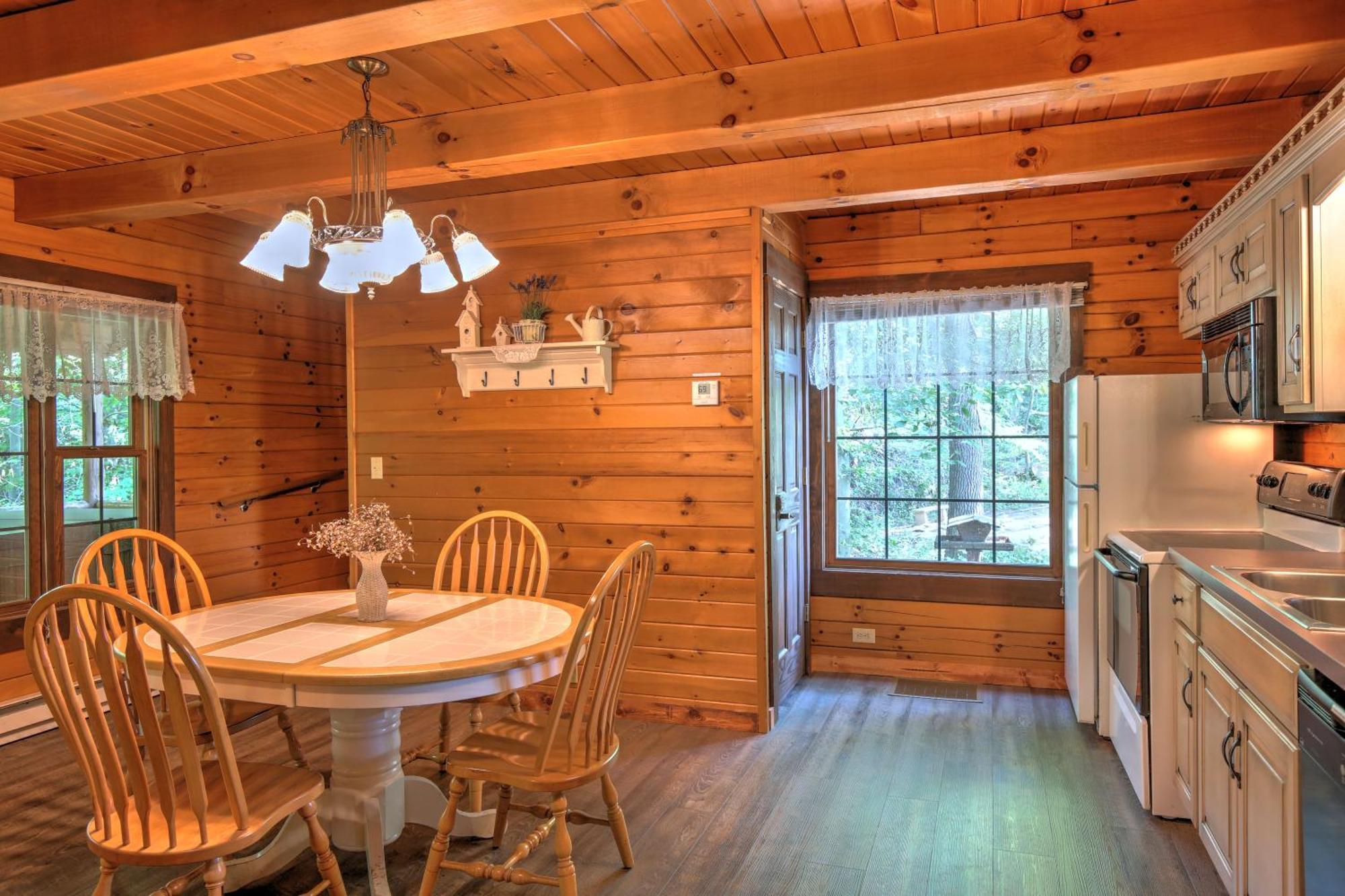 Wild Rose Cabin By Amish Country Lodging Millersburg Exterior foto